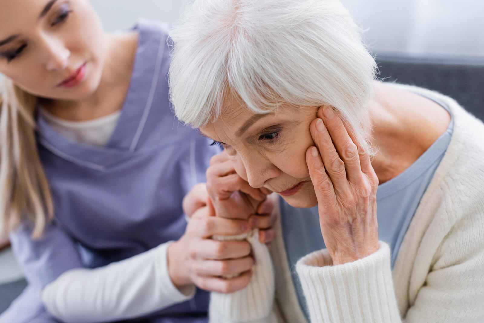 Featured image for “The Intriguing Link Between Hearing Loss and Dementia: Unraveling the Connection”